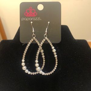 White and Silver Bracelet, Ring, Earring Set